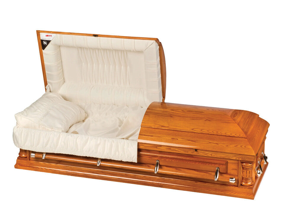 Alaster, casket in Oak